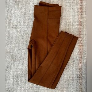 Spanx Faux Suede leggings 🧡